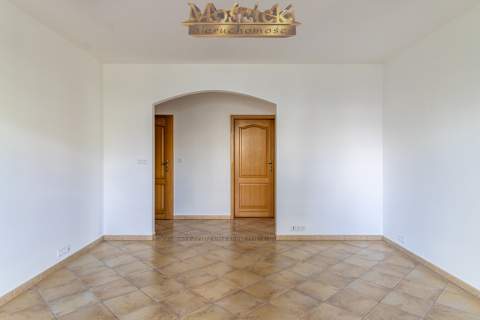 Sprzedaż 3 pokoje z loggią 28m Ogrody Kabackie