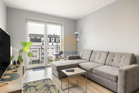 Dwa pokoje 47m2 oddzielna kuchnia balkon