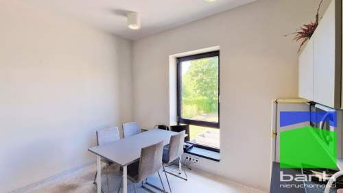Pabianice - magazyn z biurami 360 m2 parter