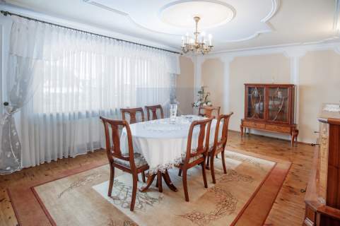 Dom na sprzedaż, Wyczerpy-Aniołów