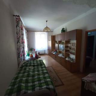 Mieszkanie 80m 2 garaże i działka