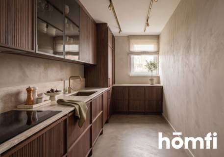 3 pokoje osobna kuchnia duży balkon