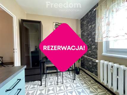 1 piętro, duża loggia i kuchnia   Olechów