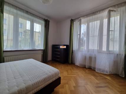 Kraków Stare Miasto 1/2 domu 2 kawalerki