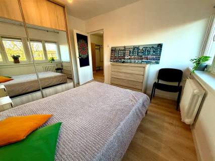 Hipoteczna-przestronne dwa pokoje, balkon, parking
