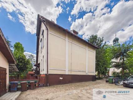 Historyczna willa, narożna działka Wrocławska 13