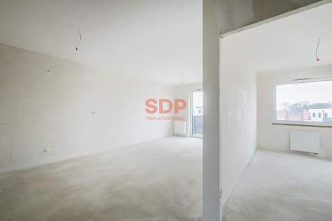 Ustawne sypialnie, przedpokój 11 m2, balkon, komórka lokatorska