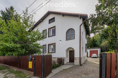 Dom/2 mieszkania/garaż/Wołomin