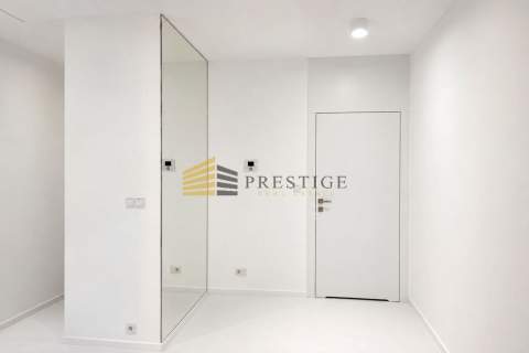 Apartament 47 m Metro Wierzbno Klimatyzacja