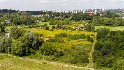 Działka budowlana 14 arów z bezterminową WZ
