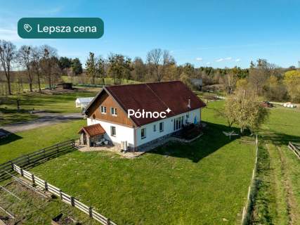 POSIADŁOŚĆ Z DOSTĘPEM I WIDOKIEM NA JEZIORO