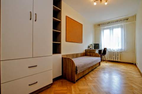 przestronne, przytulne, gotowe do wejścia, balkon