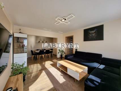 M-4 63m2, po remoncie, schowek, winda, balkon