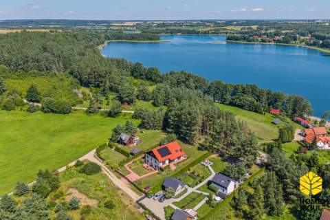 Nowoczesny dom na Mazurach - 4 apartamenty