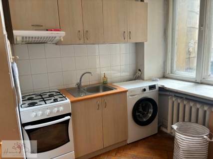 DUŻA KAWALERKA W CENTRUM - ŚRÓDMIEŚCIE