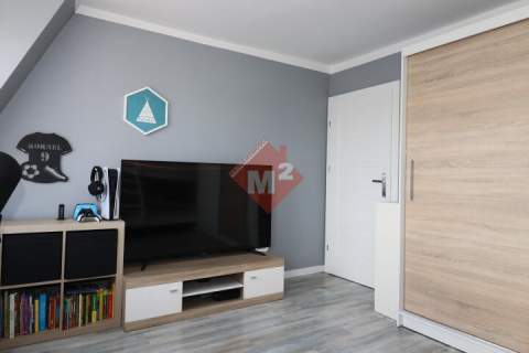 Trzypokojowe mieszkanie na sprzedaż w Szczecinie o po.74 m2