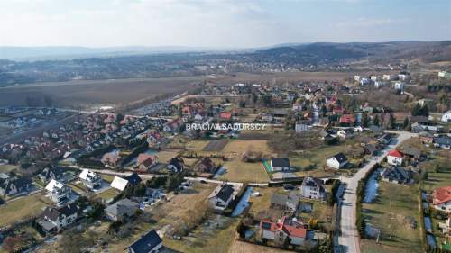 Działka z widokiem na Bramę Bolechowicką