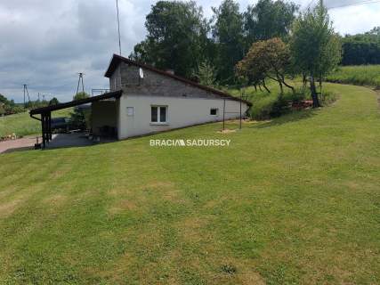 Gospodarstwo około 1,5 ha w Łazanach gm.Biskupice