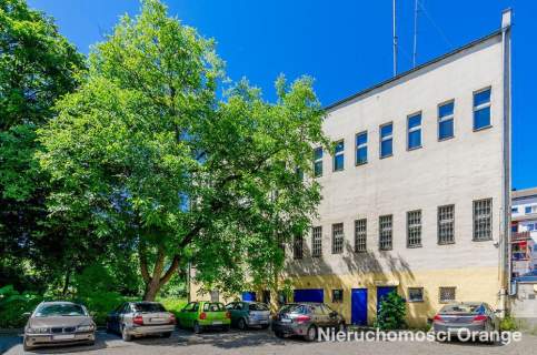 Budynek biurowy w centrum miasta