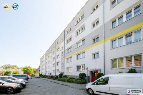 3 min od plaży spacerem M.postojowe za szlabanem