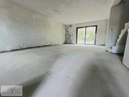 Skrajny segment 112m2 z ogrodem 500m2 - przy lesie