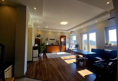 Jarosław, Dębowe Zacisze, apartament z 3 loggiami