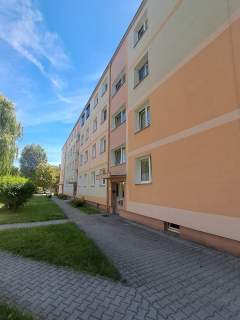 2 pokojowe mieszkanie, parter, po remoncie, os. Kaliniec