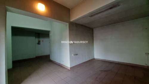Warsztat o pow. 450 m2 w centrum Proszowic