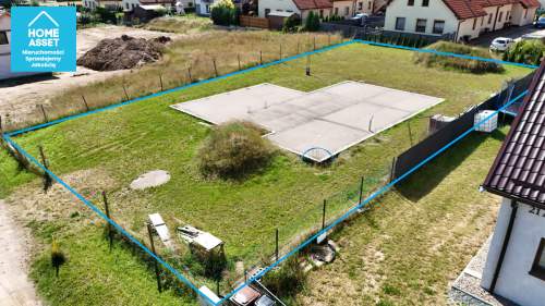 Działka 1001 m z rozpoczętą budową domu 155 m2