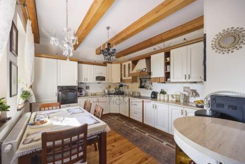 Garaż na 2 samochody 250m2 domu zielona okolic