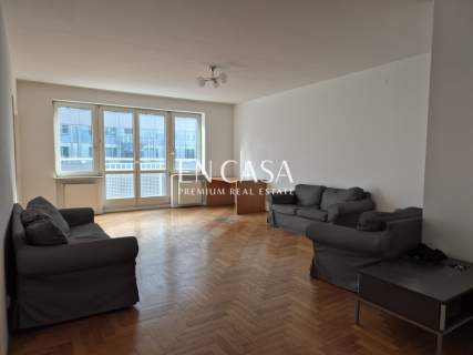 Apartament przy Fabryce Norblina 4 pokoje gara