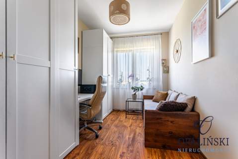 Przytulne Balkon Ostatnie piątro Zadbane