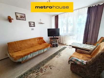 Jasne wnętrze ogromny balkon idealny start