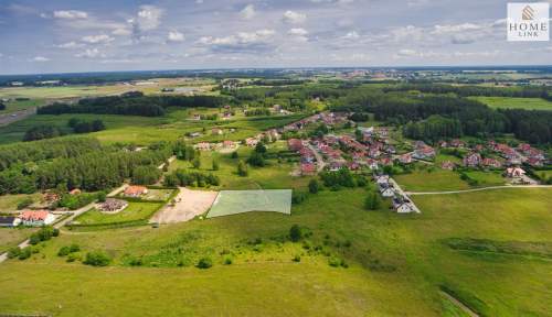 Urocza działka w Dorotowie,blisko jeziora i miasta