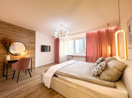 2 pok kuchnia Kazimierz Parking Ukr , Eng