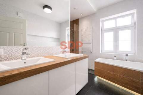 Przestrzeń, której nie znajdziesz w bloku 129,7 m2 Centrum Kąty...