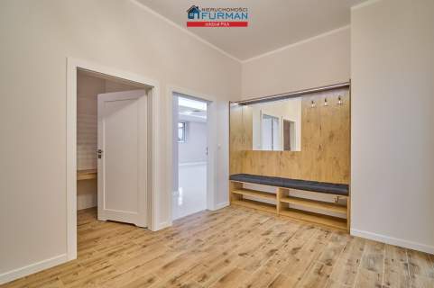 Biuro do wynajęcia, 243 m2, Piła