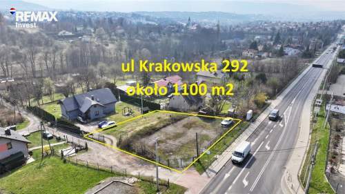 Przy głównej drodze, gotowy parking