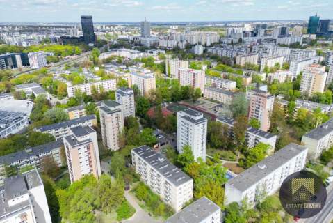 3 ciche POK po REMONCIE 8 min METRO Ratusz Arsenał