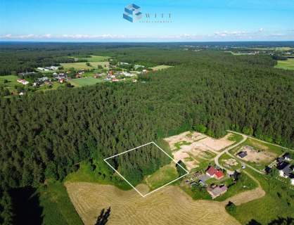 Mini osiedle otoczone lasem nad jeziorem Rudat