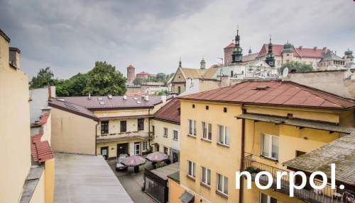 Mieszkanie z osobną sypialnią, jasną kuchnia, widokiem na Wawel,...