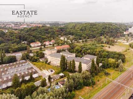 Magazyn 568 m2, rampa, widna, miejsca parkingowe