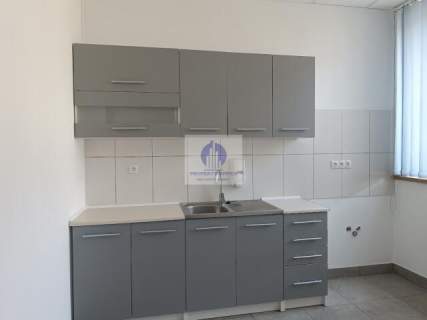 Bielany magazyn 1500 m2 na wynajem