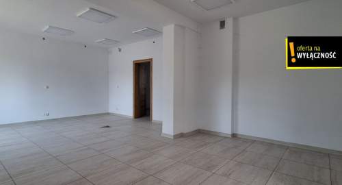 Na wynajem lokal w Pacanowie/ po remoncie/parking