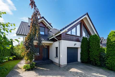 GRUSZCZYN - WYJĄTKOWO ZADBANY BLIŹNIAK