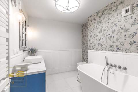 Nowoczesny apartament z antresolą, Nałęczowska