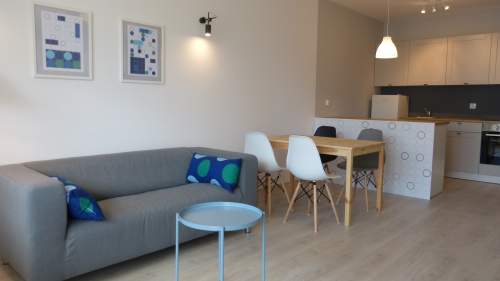 2-pokojowe mieszkanie z dużym balkonem PRYWATNY PARKING