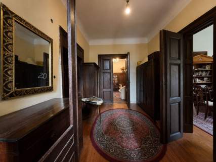Zabytkowy pałac 1 160 m 2,57 ha parku Wrocław