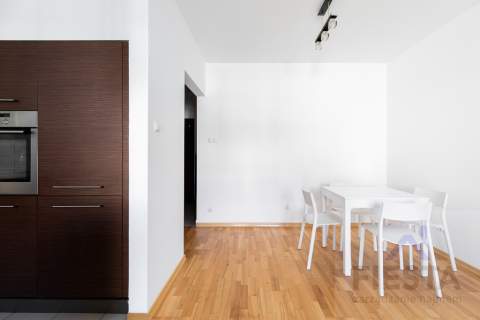 Bielany 47,6 m2 2pok. kuchnia- anex balkon garaż