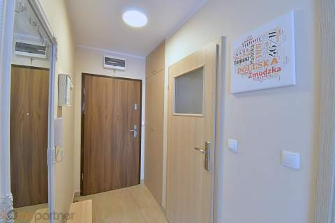 DO WYNAJĘCIA 2 pokoje balkon, klima ul.Żmudzka